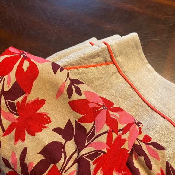 Liz Claiborne Red and Purple Floral Turtleneck Sweater - Picture 6 of 6